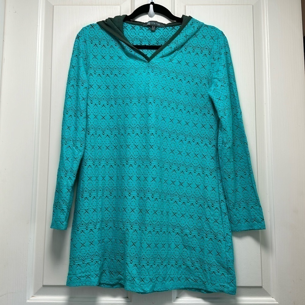 TITLE NINE Lazer Cut Hooded Swim coverup Teal Sz Medium